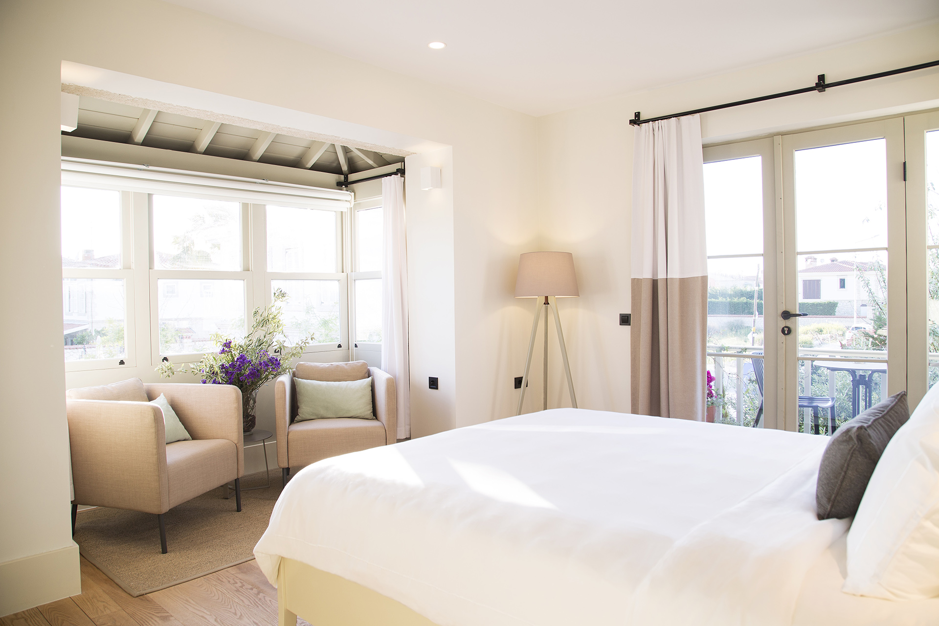 hotel otel holiday accommodation sea sun fun pool turkey alacatı